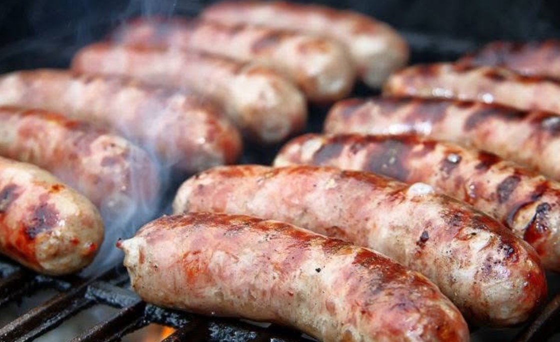 Salsiccia ai ferri con contorno